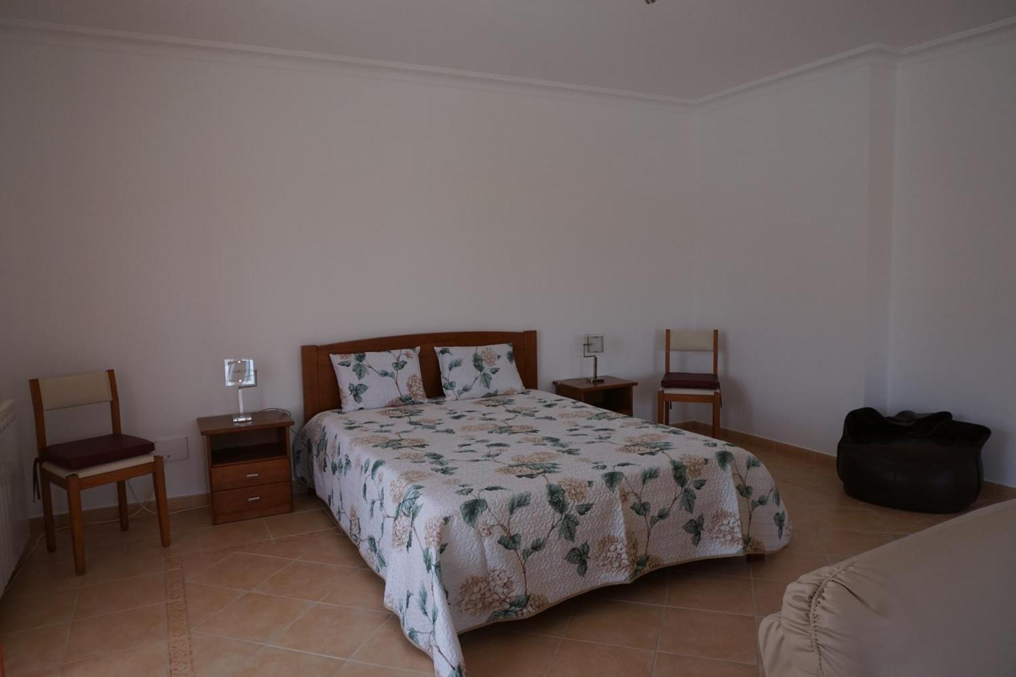 Vivenda Godinho Apartment นาซาเร ภายนอก รูปภาพ