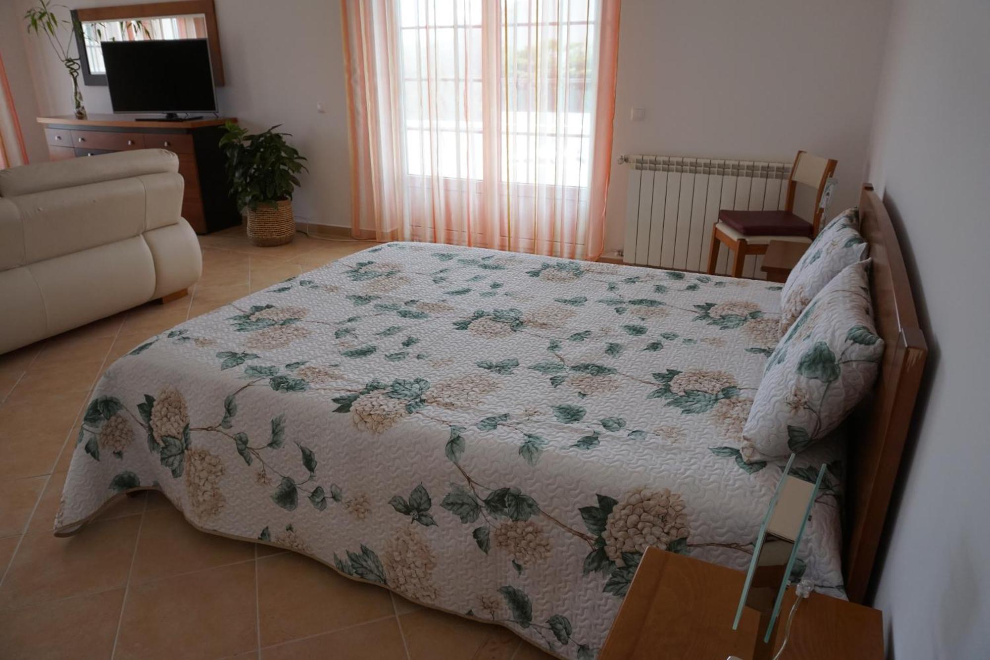 Vivenda Godinho Apartment นาซาเร ภายนอก รูปภาพ